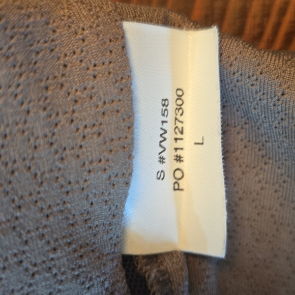 Vuori Matching Studio Set & Daily Bra Bottoms SMALL Bra Is LARGE - Picture 11 of 12